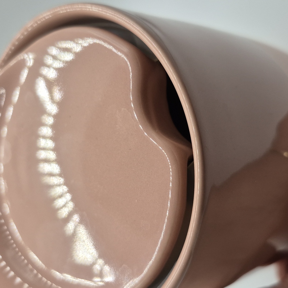 Pink Ceramic Mug with Lid - Picture 6 of 6